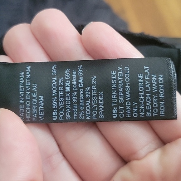 WHBM Cropped Military-Inspured Faux Leather Jacket, Black, Size 2 - Picture 8 of 9